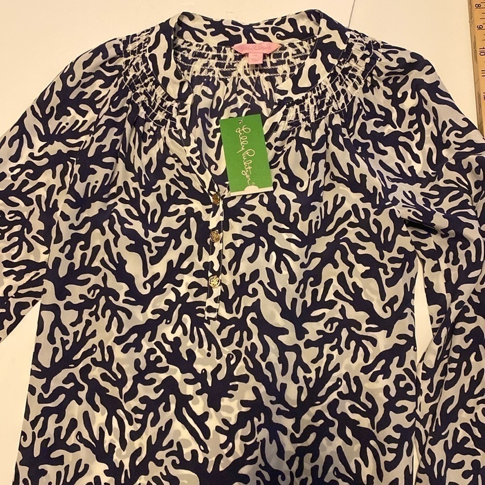 Lilly Pulitzer Treasure blouse net size xs